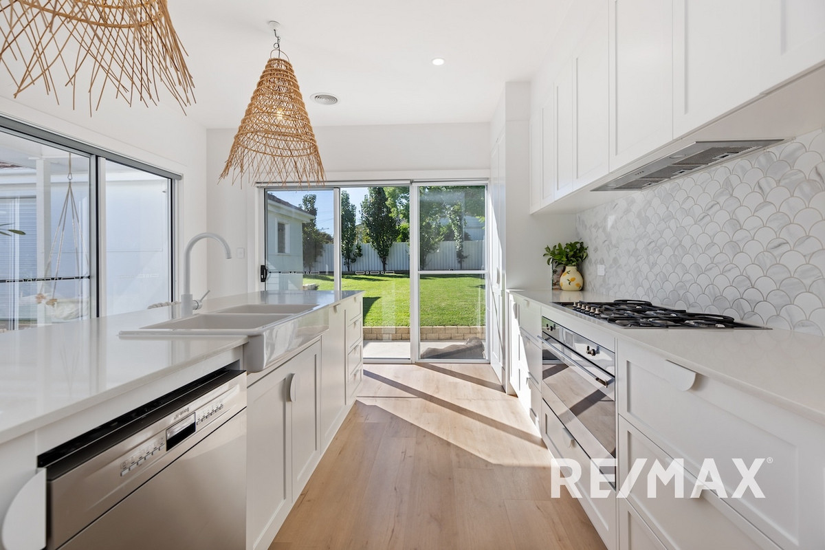 33 Mair Street, Turvey Park, NSW 2650 - Image 7