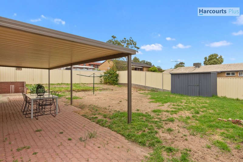 Photo - 33 Manunda Way, Hallett Cove SA 5158 - Image 14