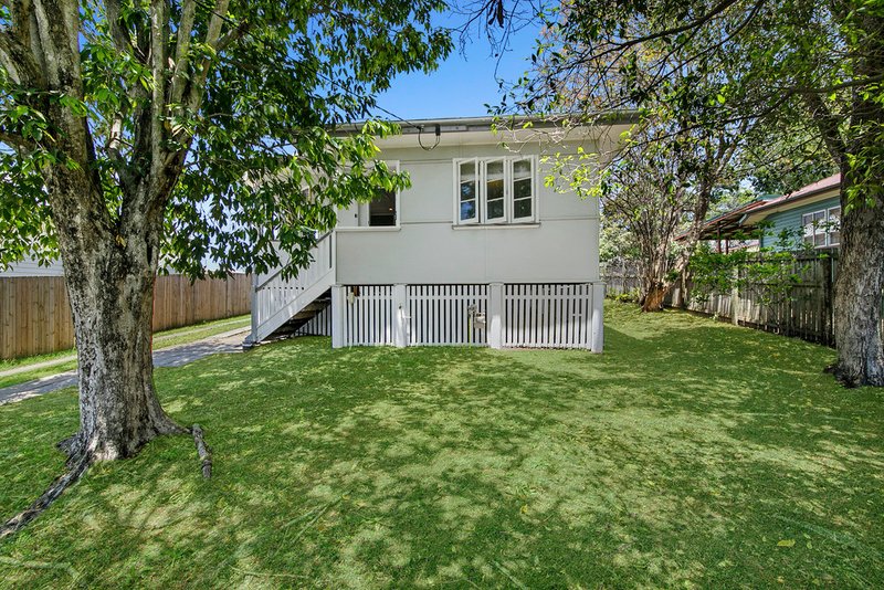 33 Mar Street, Holland Park QLD 4121