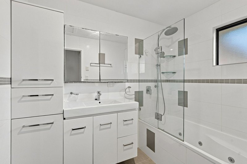 Photo - 33 Marathon Street, Aspley QLD 4034 - Image 7