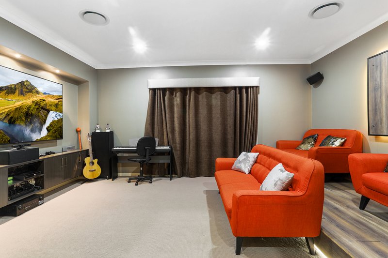 Photo - 33 Markwell Crescent, Mango Hill QLD 4509 - Image 5