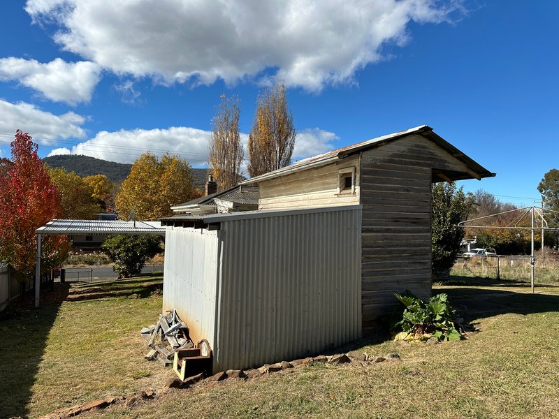 Photo - 33 Mate Street, Tumbarumba NSW 2653 - Image 5