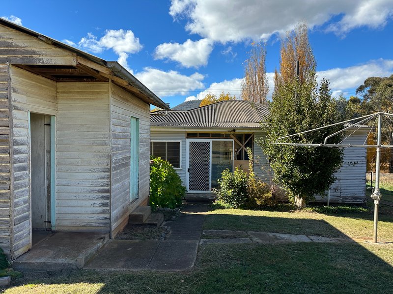 Photo - 33 Mate Street, Tumbarumba NSW 2653 - Image 6