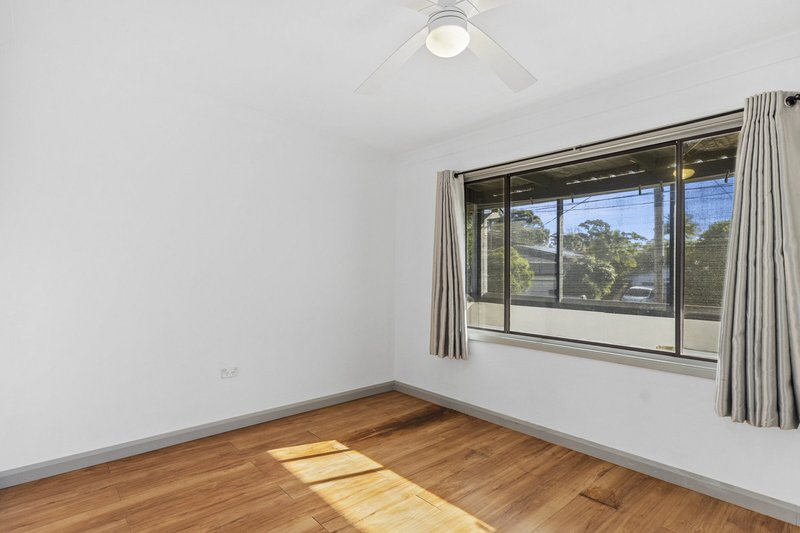 Photo - 33 Mawson Drive, Killarney Vale NSW 2261 - Image 10