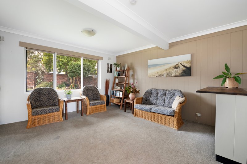 Photo - 33 Maybrook Avenue, Cromer NSW 2099 - Image 11