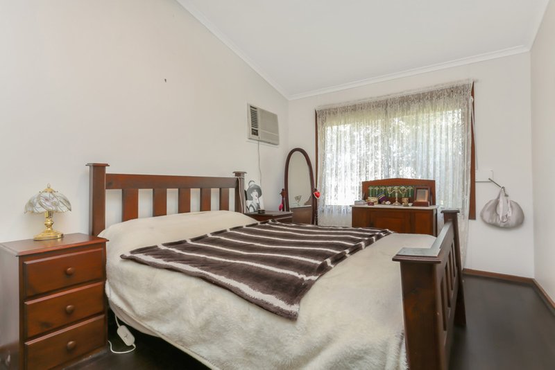 Photo - 33 Mccartney Street, Morphett Vale SA 5162 - Image 6