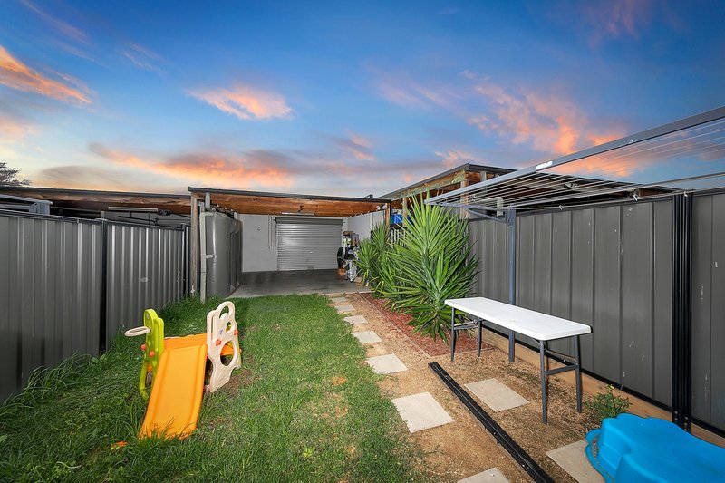 Photo - 33 Mccubbin Way, Mernda VIC 3754 - Image 18