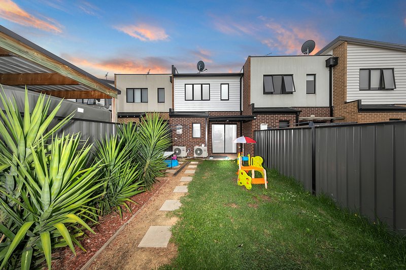 Photo - 33 Mccubbin Way, Mernda VIC 3754 - Image 19