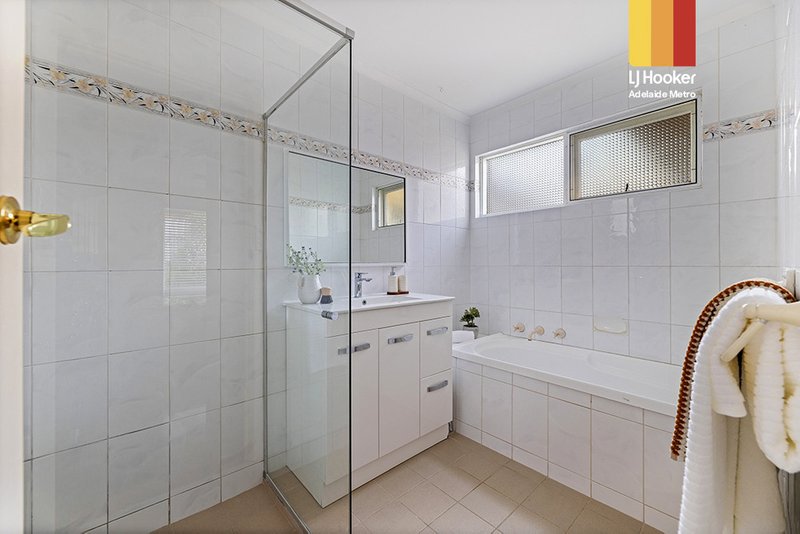 Photo - 33 Mcgowan Road, Para Hills SA 5096 - Image 14