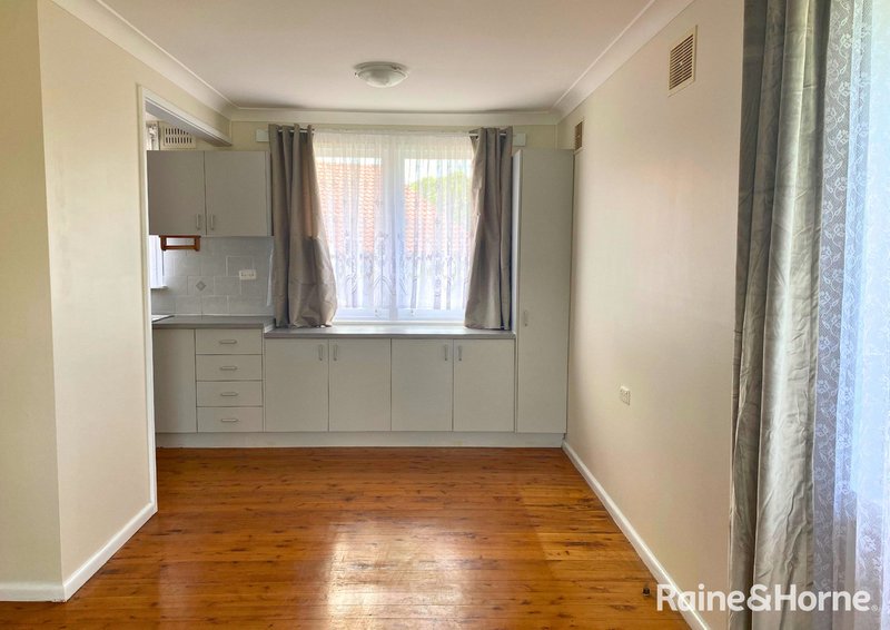 Photo - 33 Mckay Street, Nowra NSW 2541 - Image 3