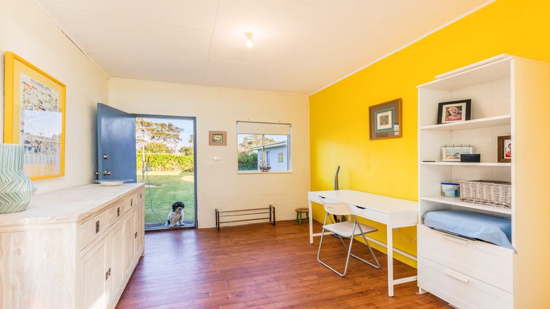 Photo - 33 Mcmillan Crescent, Dalmeny NSW 2546 - Image 4