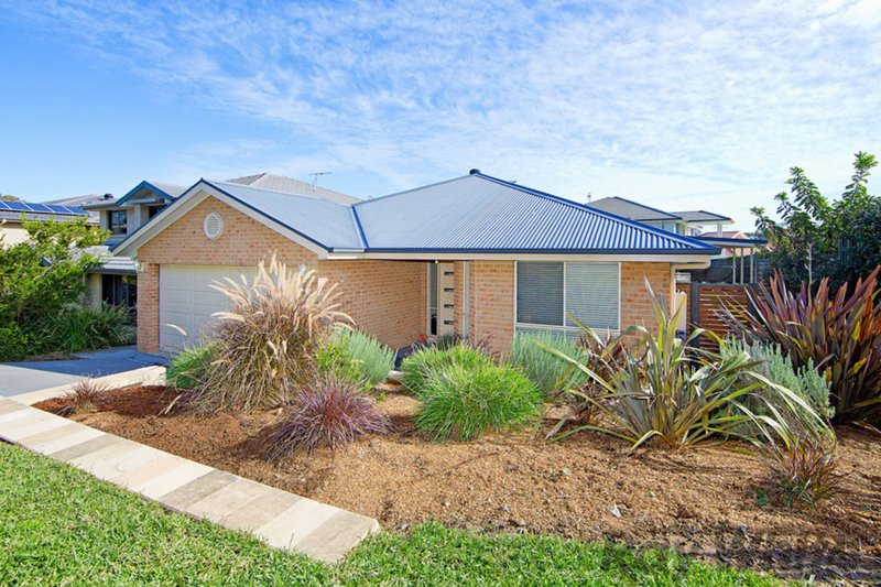 33 Mebbin Circuit, Woongarrah NSW 2259