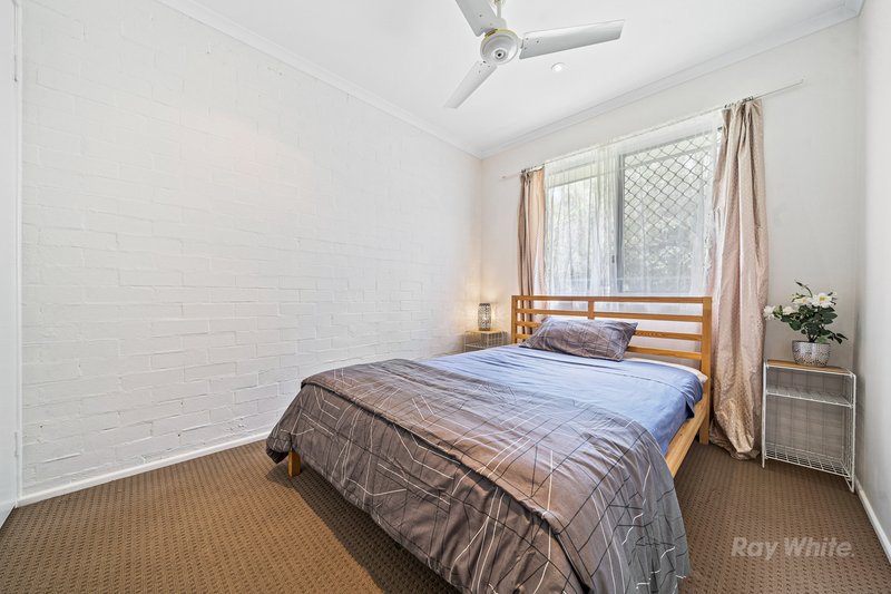 Photo - 33 Melrose Place, Eagleby QLD 4207 - Image 9