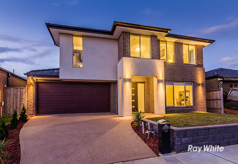 33 Mernoo Avenue, Clyde North VIC 3978