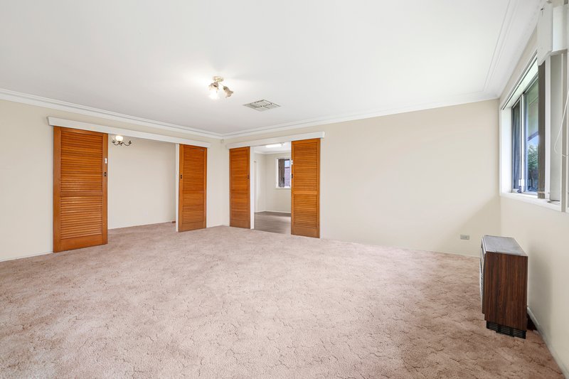 Photo - 33 Minnamurra Crescent, Tamworth NSW 2340 - Image 3