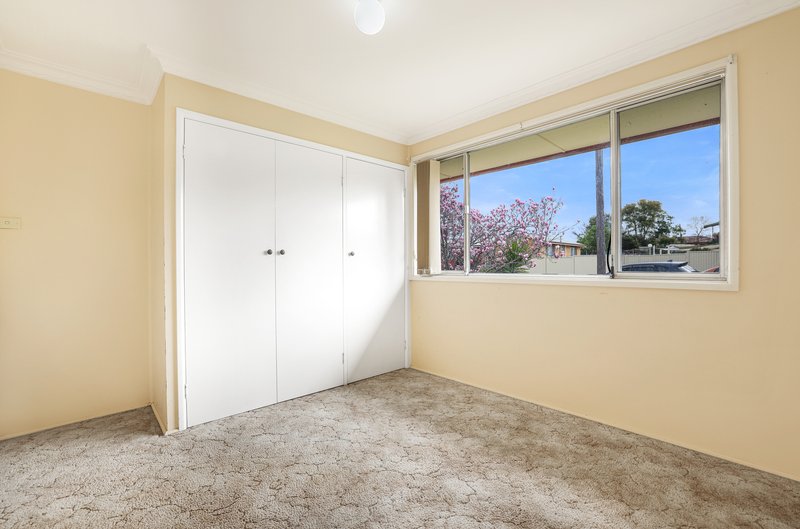 Photo - 33 Minnamurra Crescent, Tamworth NSW 2340 - Image 6