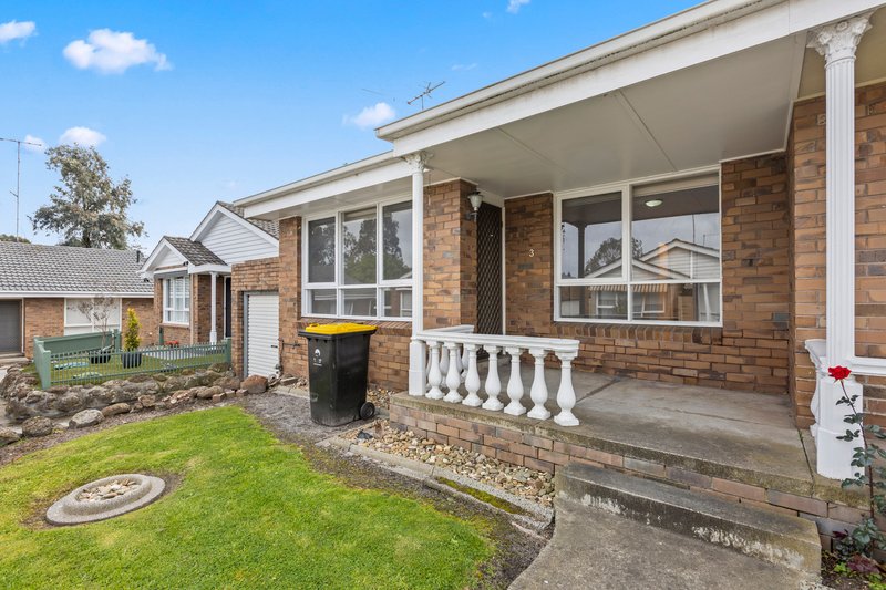Photo - 3/3 Mitchell Parade, Pascoe Vale South VIC 3044 - Image 1