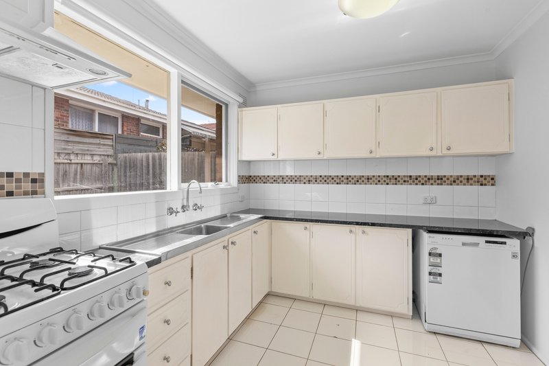 Photo - 3/3 Mitchell Parade, Pascoe Vale South VIC 3044 - Image 5
