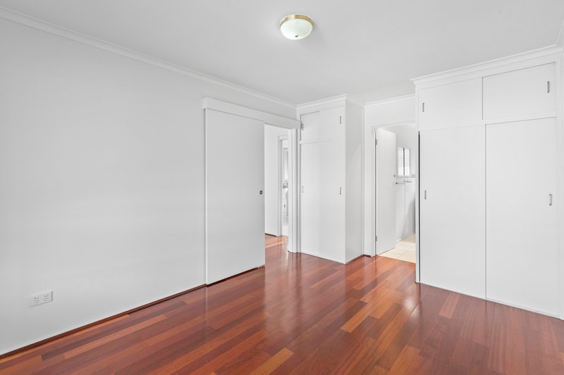 Photo - 3/3 Mitchell Parade, Pascoe Vale South VIC 3044 - Image 7