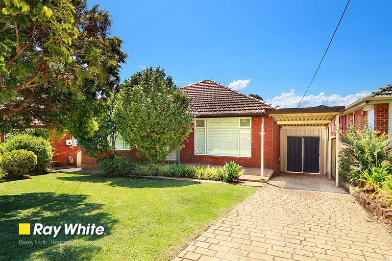 33 Moorefields Road, Kingsgrove NSW 2208