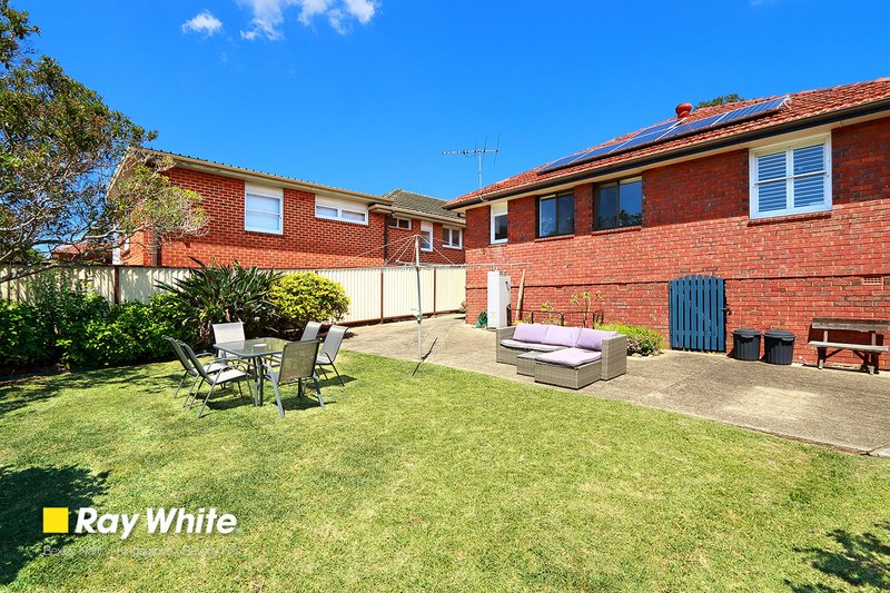 Photo - 33 Moorefields Road, Kingsgrove NSW 2208 - Image 5