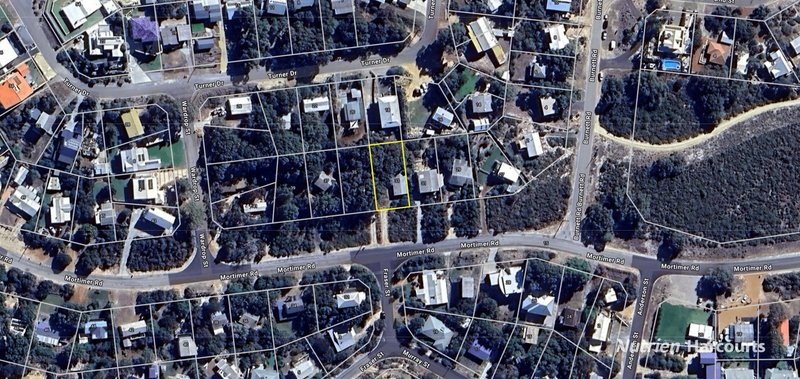 Photo - 33 Mortimer Road, Guilderton WA 6041 - Image 14