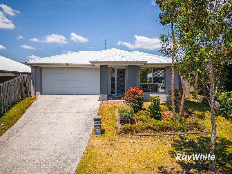 33 Mount Edwards Street, Park Ridge QLD 4125