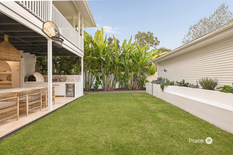 Photo - 33 Mullens Street, Hawthorne QLD 4171 - Image 3