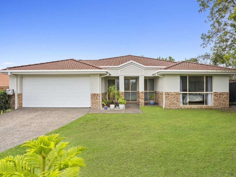 33 Murchison Street, Pacific Pines QLD 4211