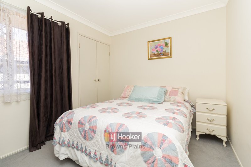 Photo - 33 Murrumbidgee Street, Hillcrest QLD 4118 - Image 6