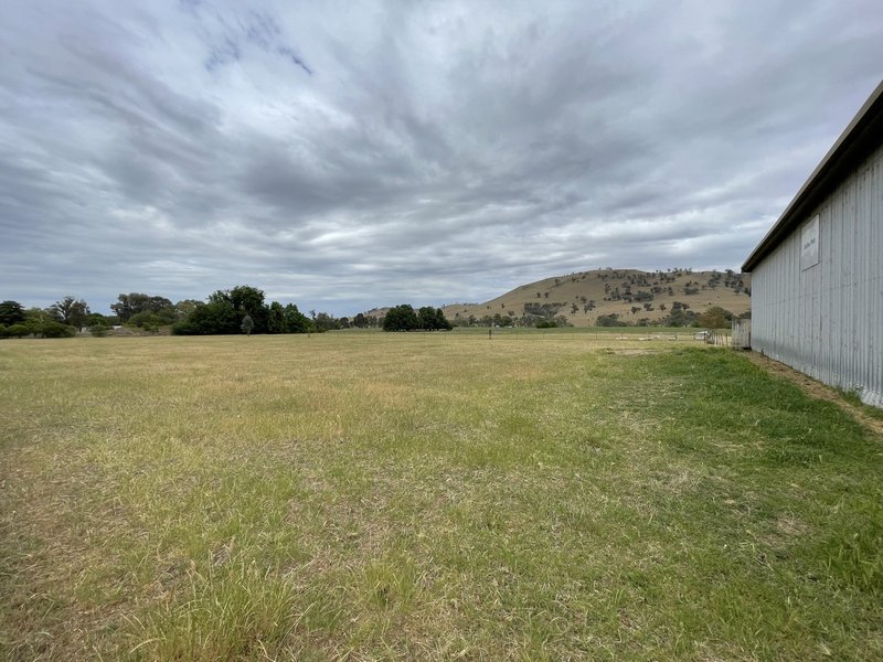 Photo - 33 Muttama Road, Coolac NSW 2727 - Image 24