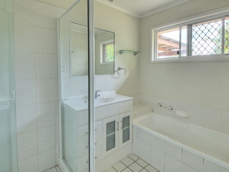 Photo - 33 Myall Street, Crestmead QLD 4132 - Image 7