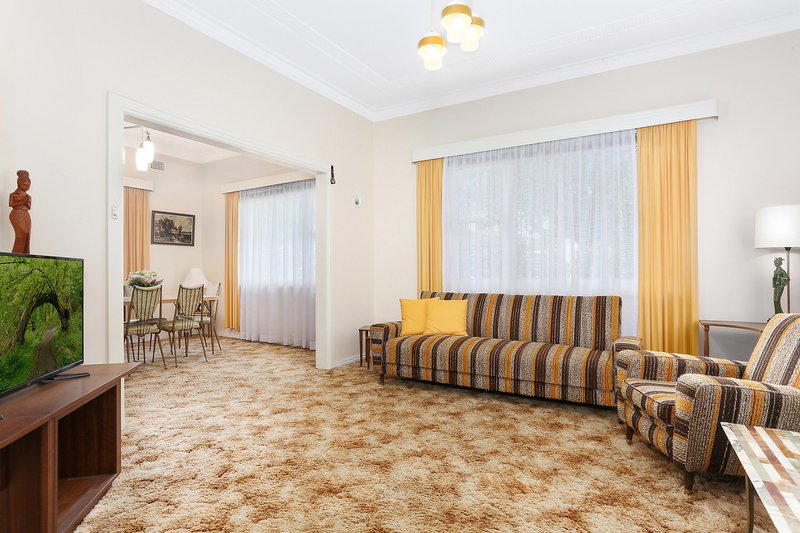 Photo - 33 Myrna Road, Strathfield NSW 2135 - Image 3