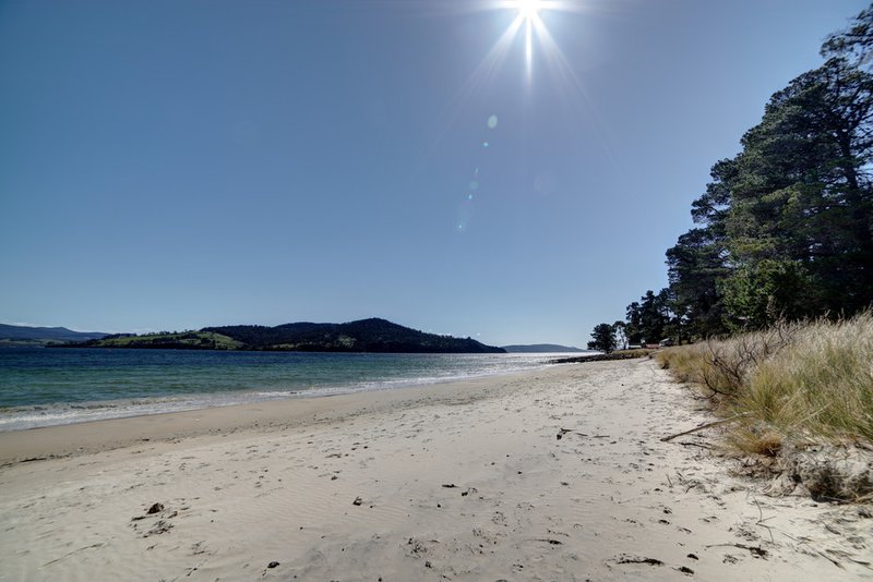 Photo - 33 Nebraska Road, North Bruny TAS 7150 - Image 2