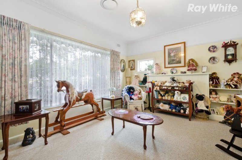 Photo - 33 Nockolds Crescent, Noble Park VIC 3174 - Image 6