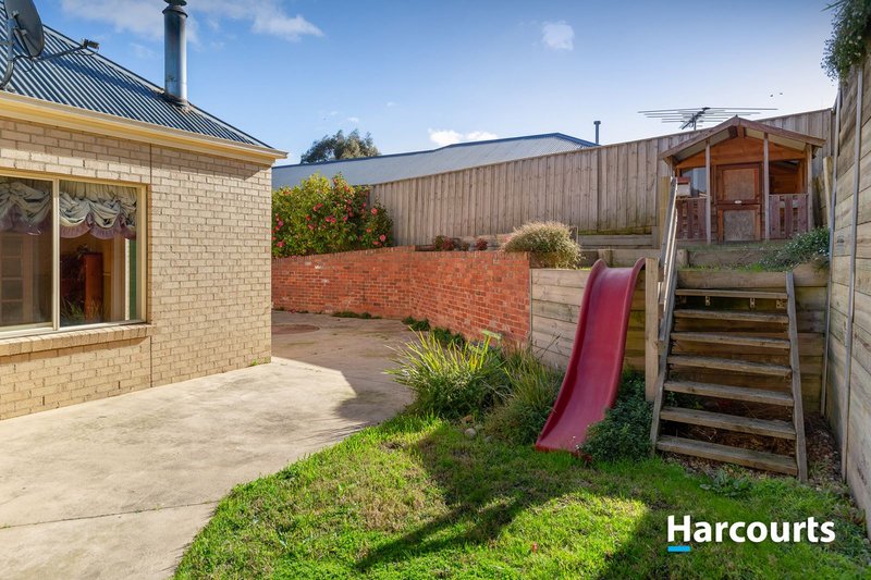 Photo - 33 Northgate Drive, Berwick VIC 3806 - Image 13