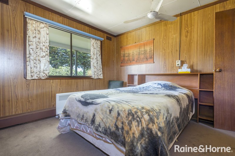 Photo - 33 Northumberland Road, Kyneton VIC 3444 - Image 16