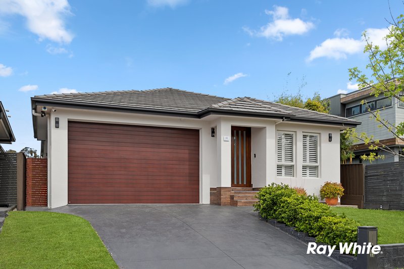 33 Oakhill Crescent, Colebee NSW 2761