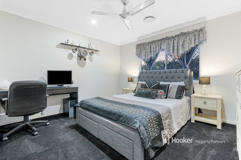 Photo - 33 Oasis Crescent, Kuraby QLD 4112 - Image 21