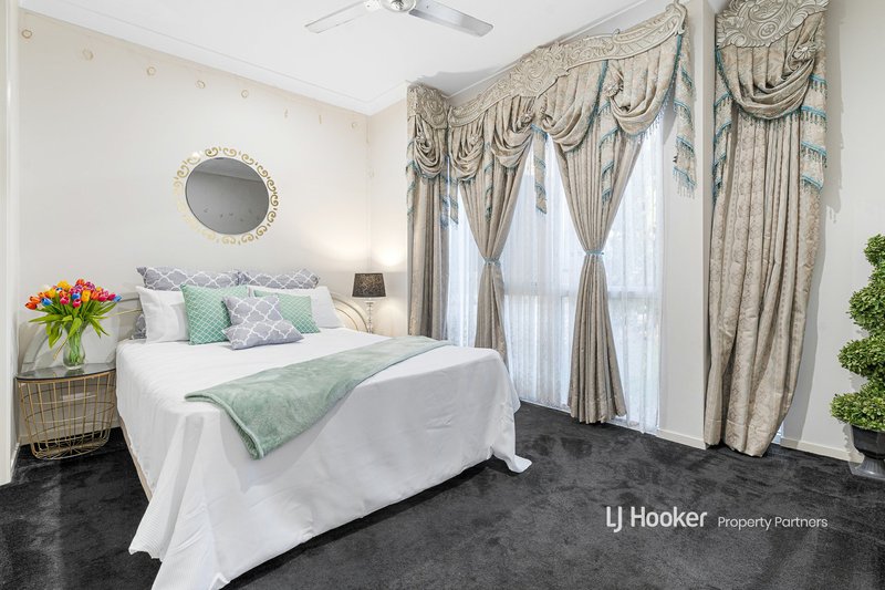 Photo - 33 Oasis Crescent, Kuraby QLD 4112 - Image 24