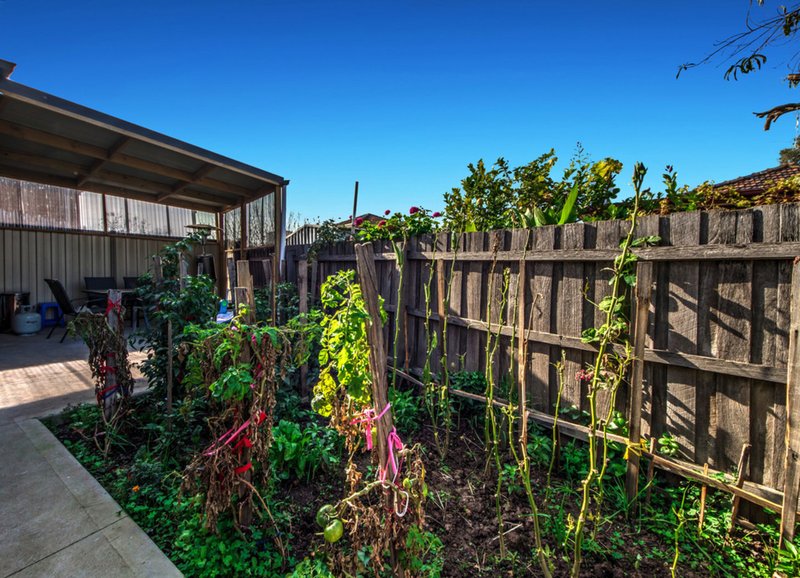 Photo - 3/3 Occold Court, St Albans VIC 3021 - Image 6