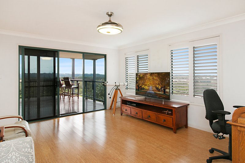 Photo - 33 Oceanview Crescent, Kingscliff NSW 2487 - Image 4