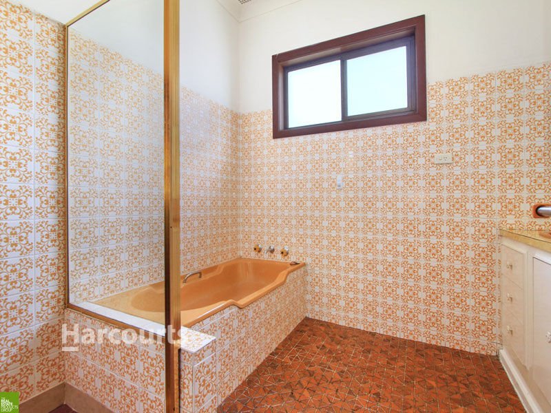 Photo - 33 O'Donnell Drive, Figtree NSW 2525 - Image 5