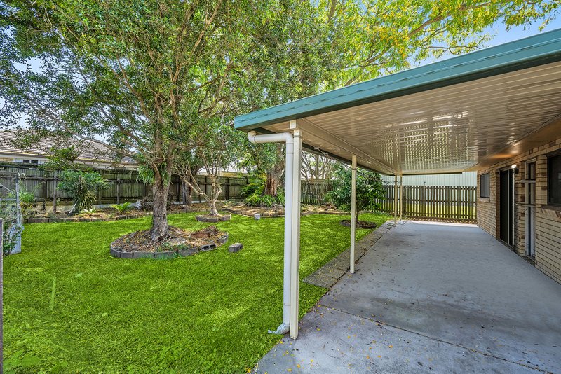 Photo - 33 Ogilvy Road, Burpengary QLD 4505 - Image 9