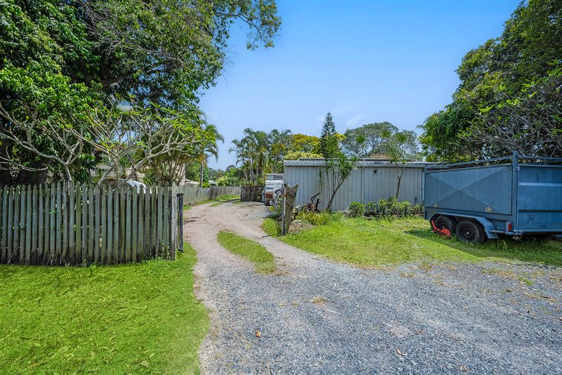 Photo - 33 Ogilvy Road, Burpengary QLD 4505 - Image 11