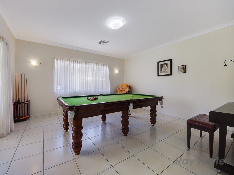 Photo - 33 Oisin Street, Murrumba Downs QLD 4503 - Image 20