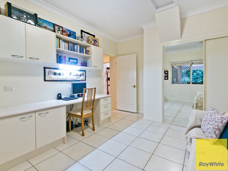 Photo - 33 Oisin Street, Murrumba Downs QLD 4503 - Image 24