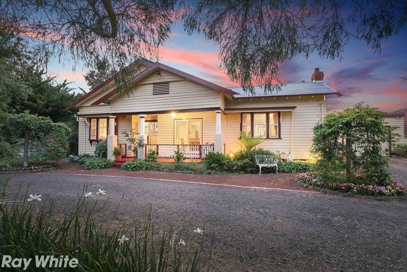 33 Old Melbourne Road, Little River VIC 3211