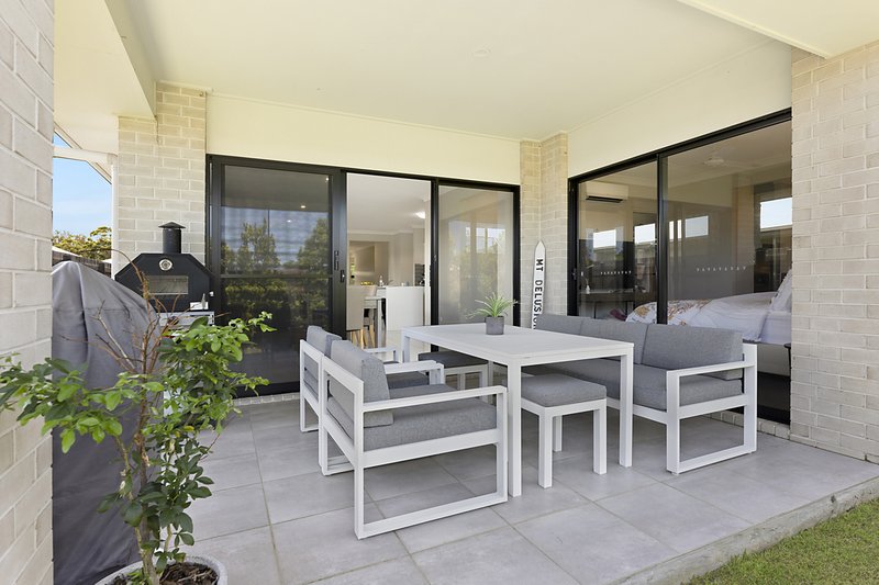Photo - 33 Olive Circuit, Caloundra West QLD 4551 - Image 7