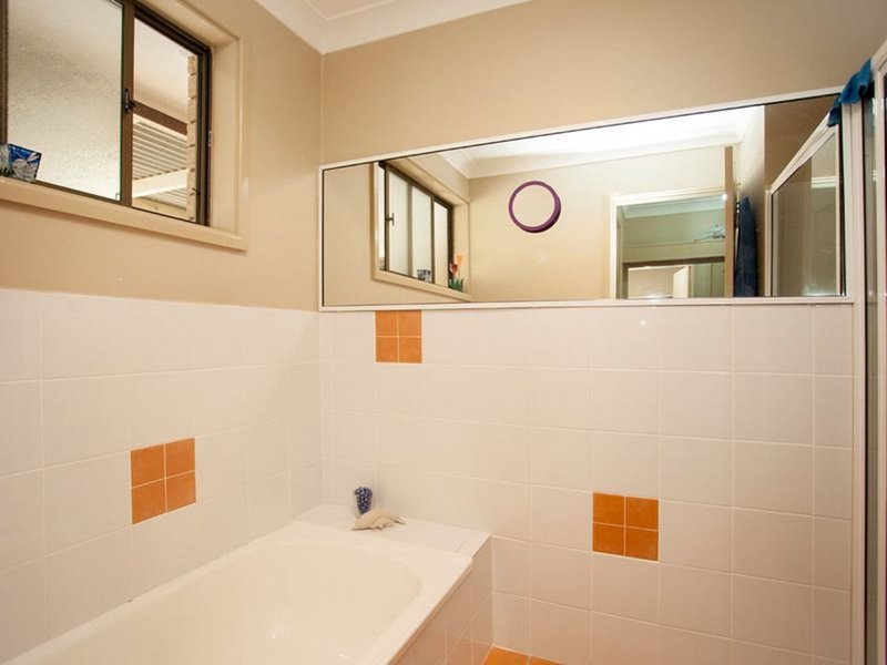 Photo - 33 Orana Crescent, Taree NSW 2430 - Image 12